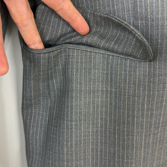 Theory Pinstripe wool suit jacket grey size women's 6 - Picture 3 of 8
